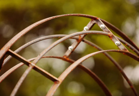 Rosenbogen in Edelrost Detailaufnahme