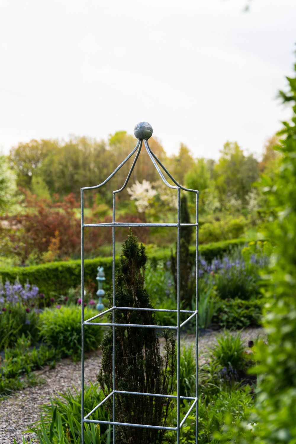 Obelisk Catania groß, feuerverzinkt Obelisk Catania groß, feuerverzinkt