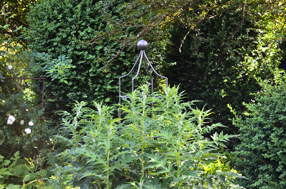 Obelisk Catania klein, pulverbeschichtet anthrazit Obelisk Catania klein, pulverbeschichtet anthrazit