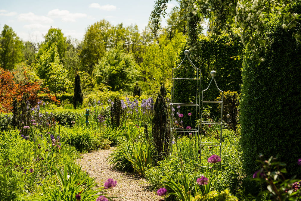 Obeliskenset Catania im Garten, feuerverzinkt Obeliskenset Catania im Garten, feuerverzinkt