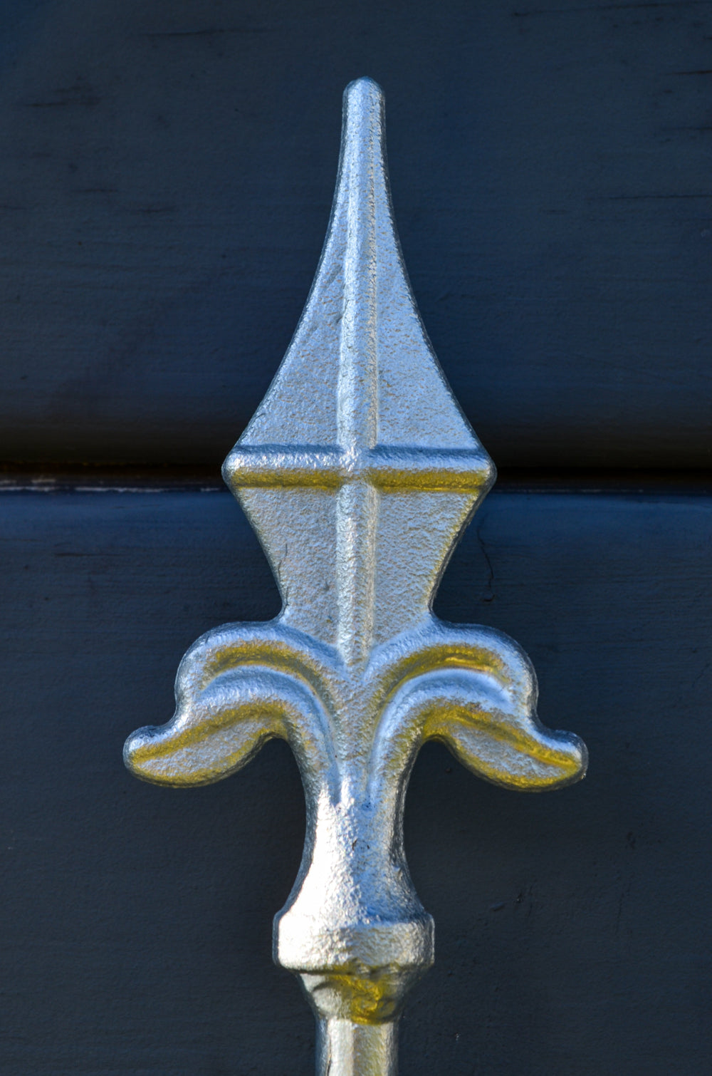 Wandgitter Edera in feuerverzinkt Spitzendetail Nahaufnahme Wandgitter Edera in feuerverzinkt Spitzendetail Nahaufnahme