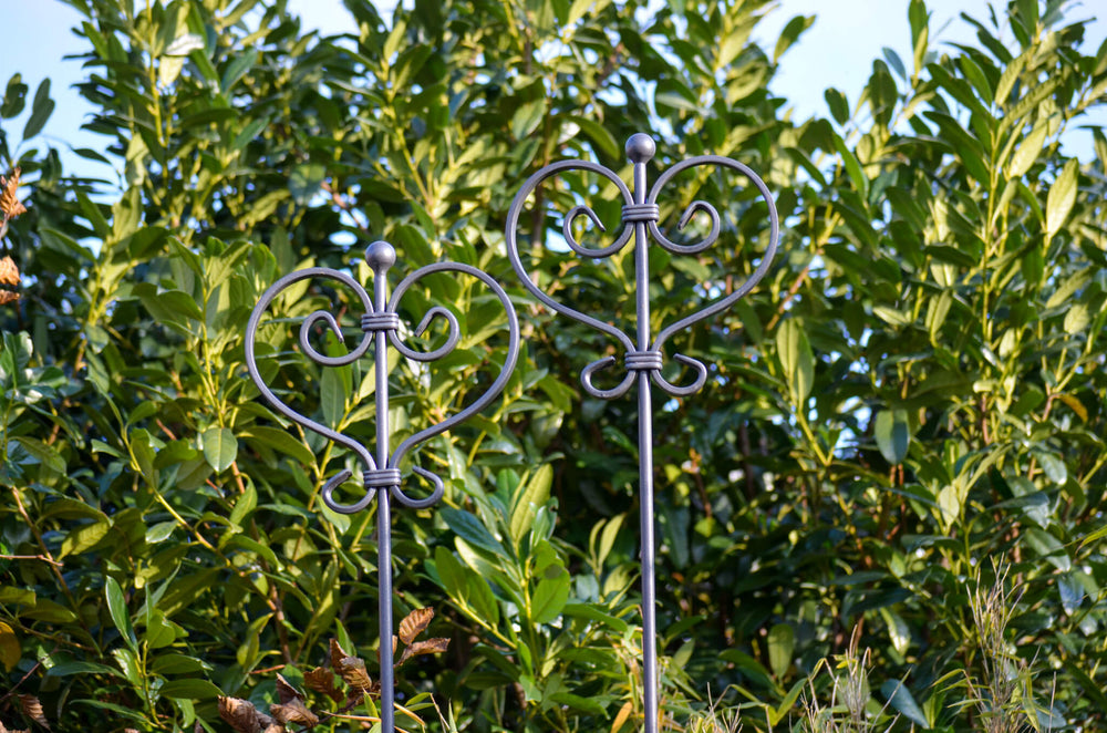 Gartenstecker Treviso im Set in pulverbeschichtet Anthrazit aus der Nähe Gartenstecker Treviso im Set in pulverbeschichtet Anthrazit aus der Nähe