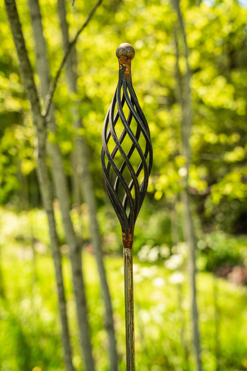 Rankstab Vicenza im Garten, unbeschichtet Rankstab Vicenza im Garten, unbeschichtet